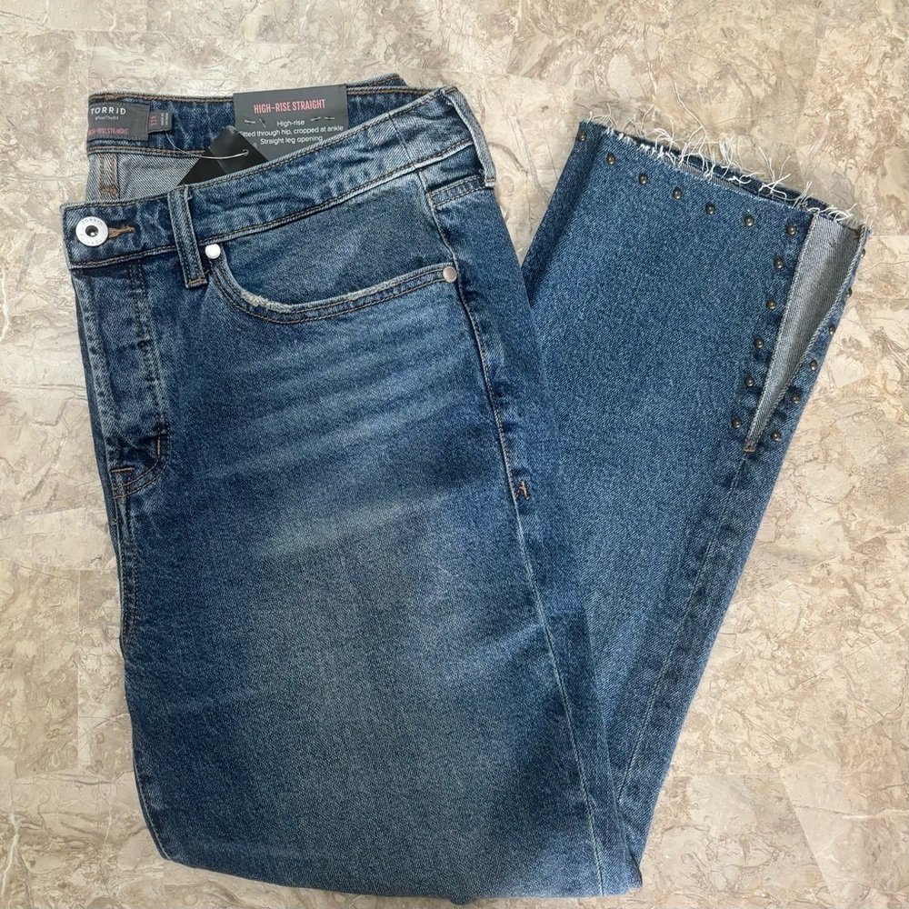 Torrid High Rise Straight Distressed Knee Jeans Size 12R Studded Raw Hem Cropped